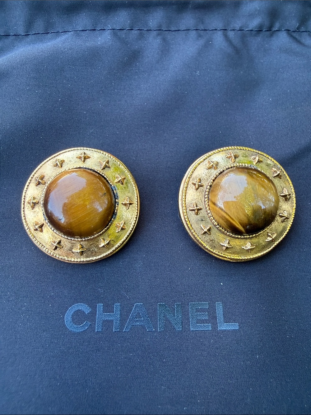 CHANEL Gold and Brown Button Earrings with Tiger's Eye Centers - Picture 9 of 9